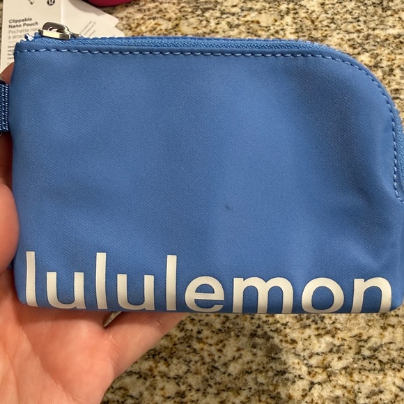 Clippable Card Pouch - Picture 3 of 4